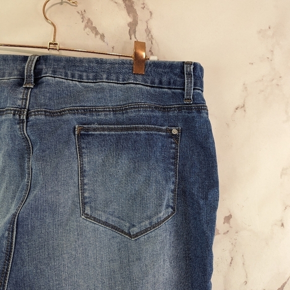 Chicos Jean Women 16 3 So Slimming Girlfriend Slip Crop Denim Piping Striped - Picture 11 of 12